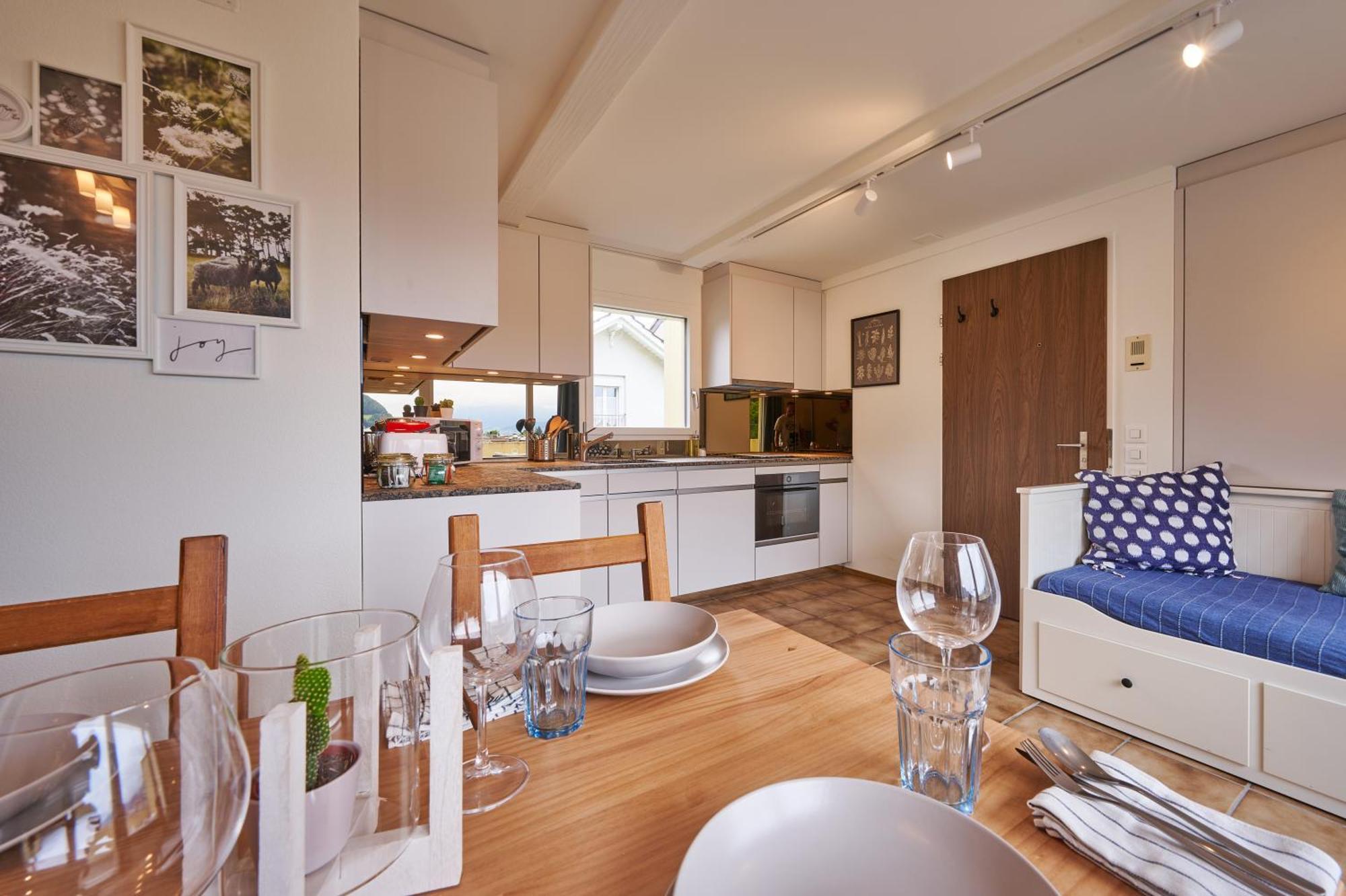 Stay Switzerland Apartments Интерлакен Экстерьер фото