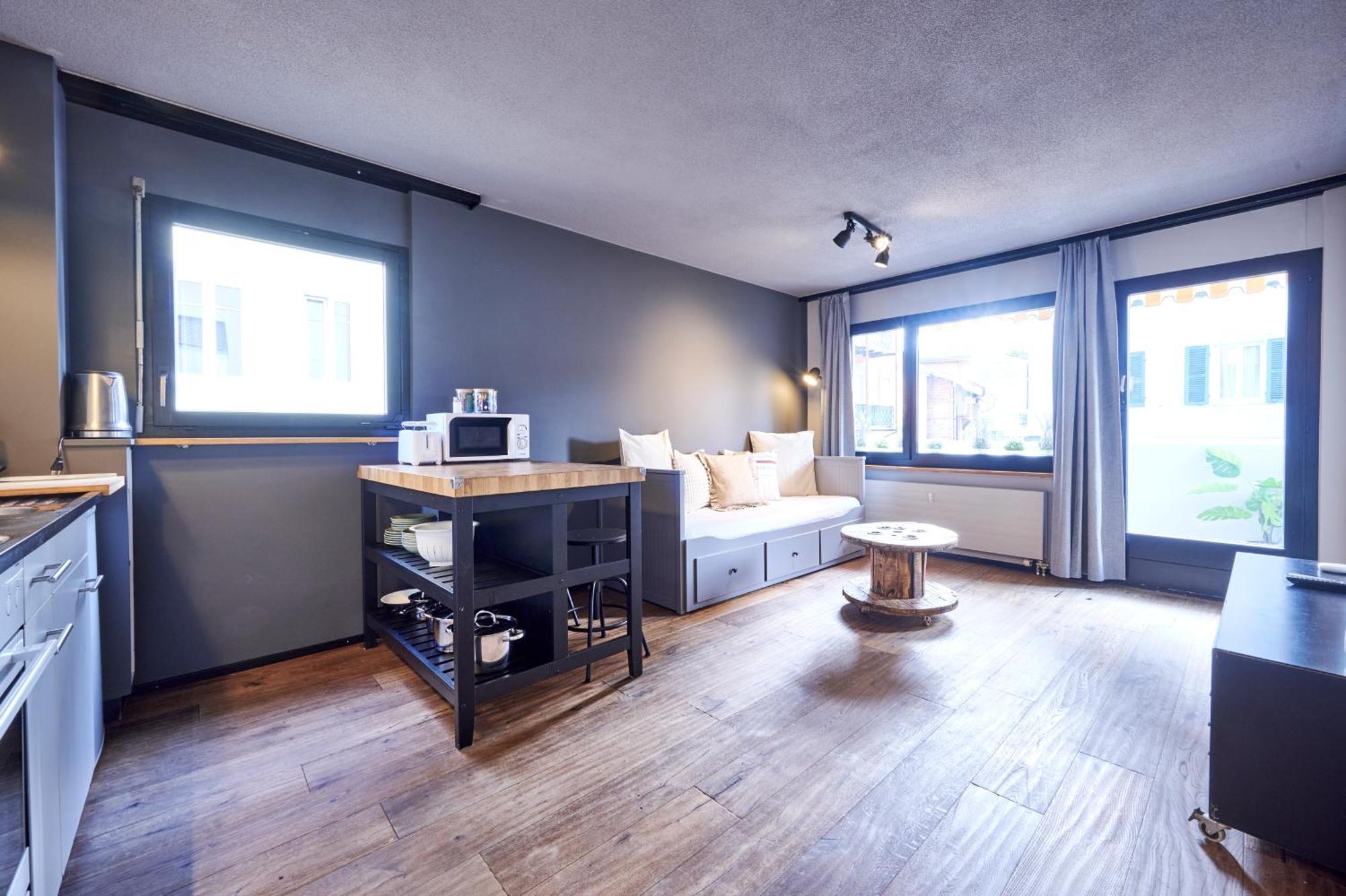 Stay Switzerland Apartments Интерлакен Экстерьер фото